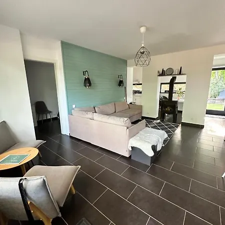 Pine-wood Vila Balatonalmádi